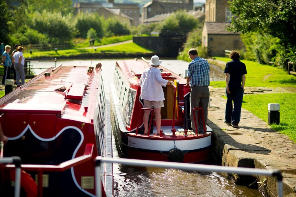 canal boat holidays