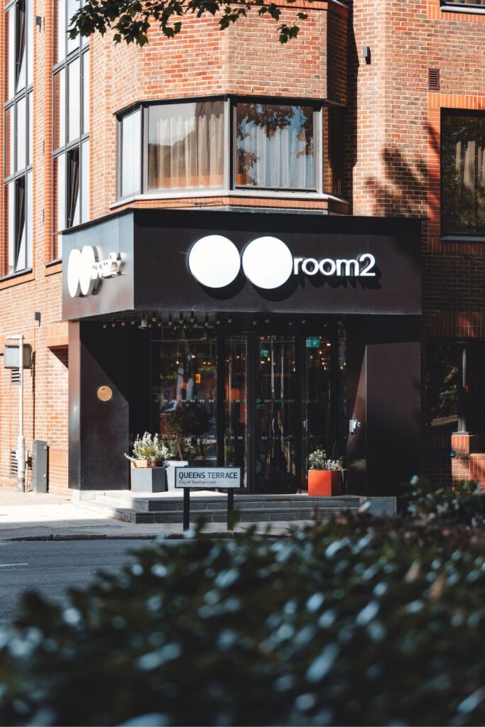 room2 Entrance Room2 Hometels