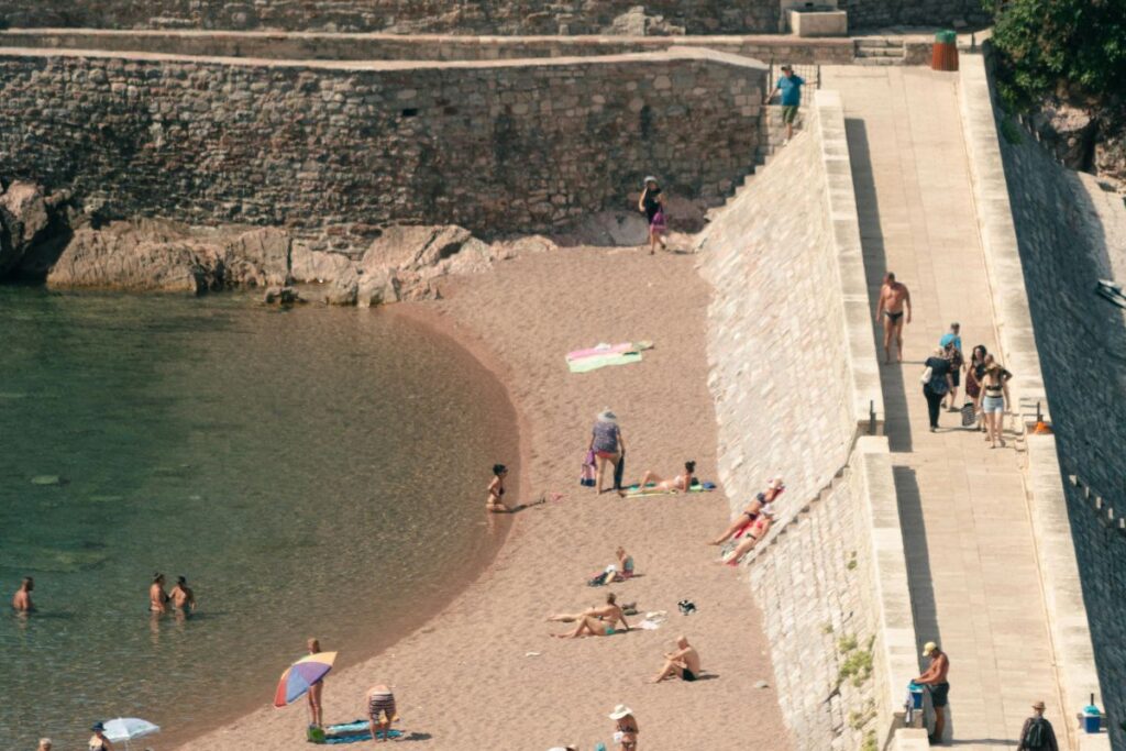 top 10 beaches cruise hubs