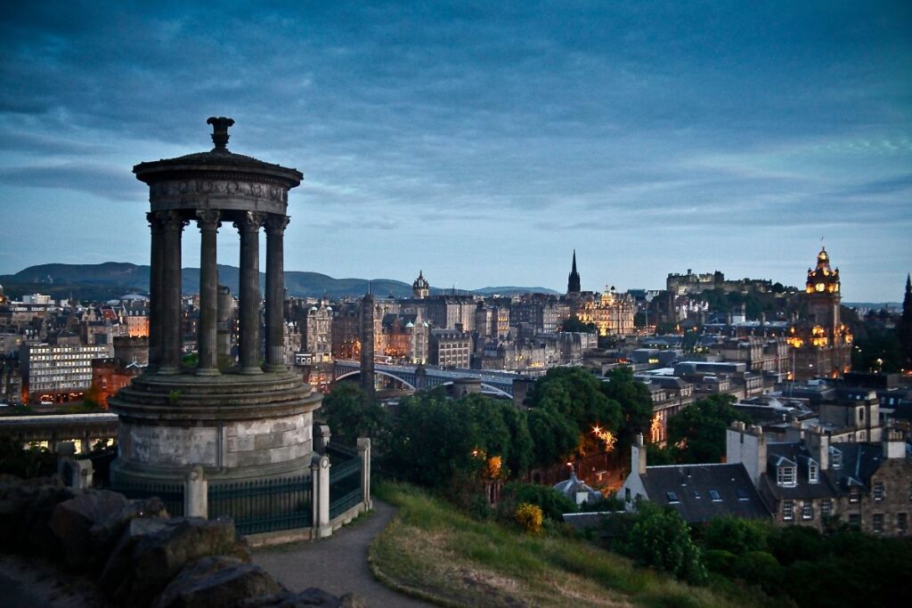 
cities to live in the UK Edinburgh