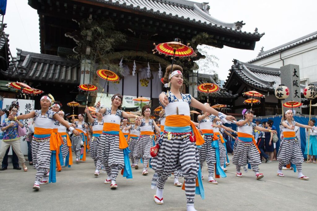 alternatives to cherry blossom season in Japan