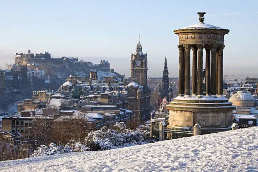 UK winter holiday Edinburgh