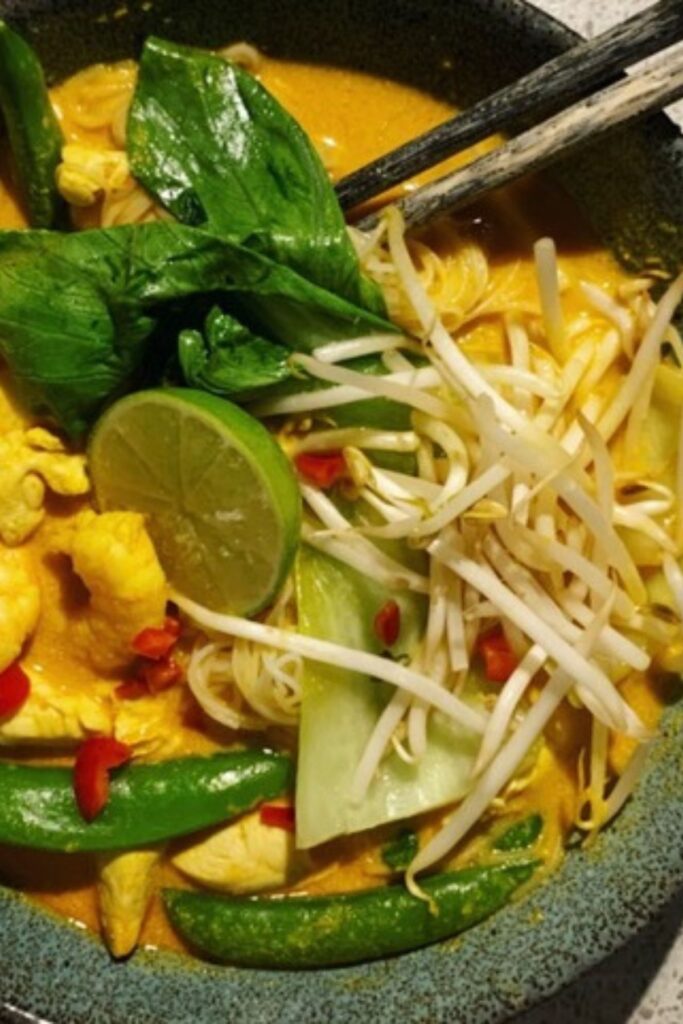 chicken and prawn laksa recipe