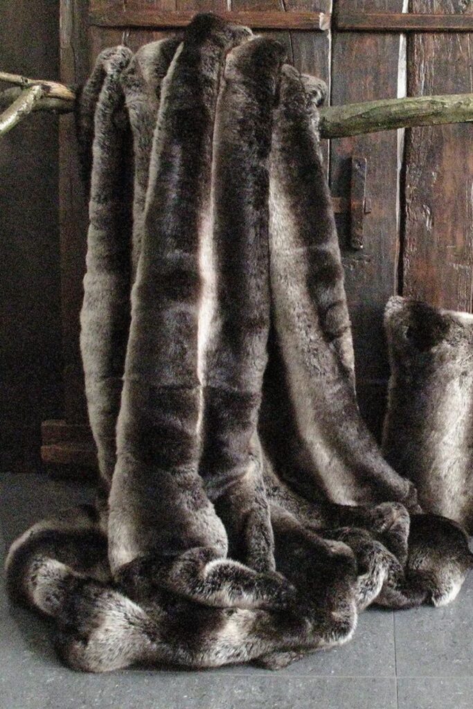 faux fur throw