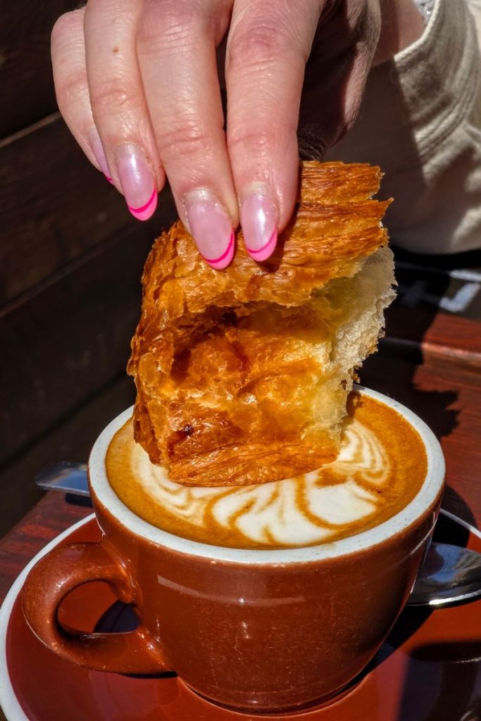 Federal café Manchester free drinks